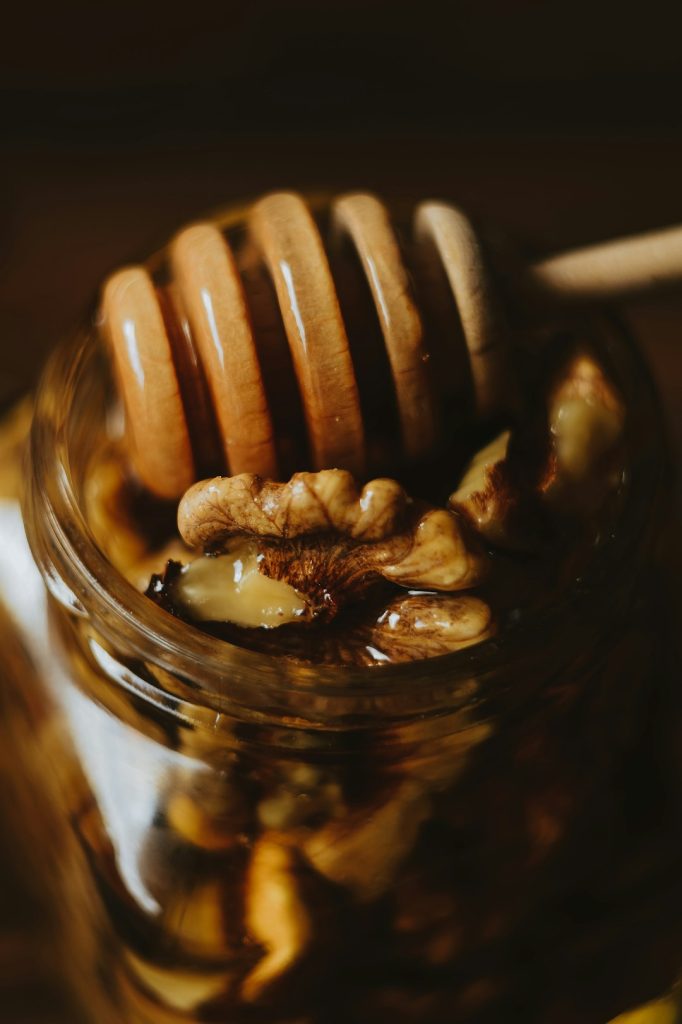 a-glass-jar-full-of-nuts-aqcv6zg-kbc